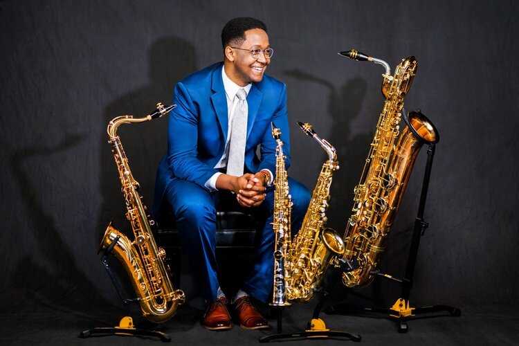 Saxophonist Steven Banks